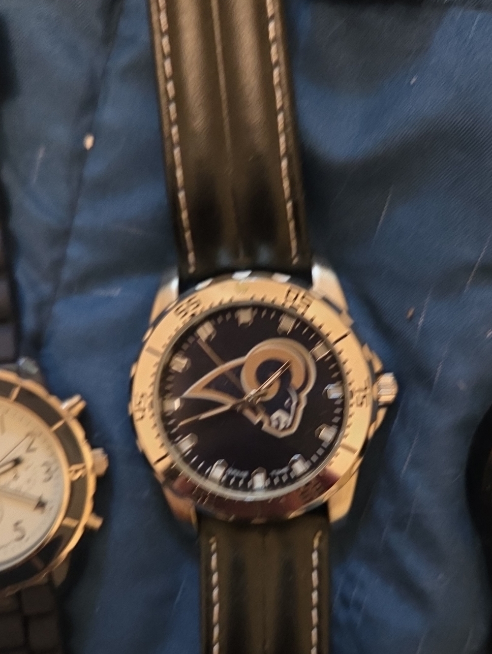 Watch - Picture 4 of 11
